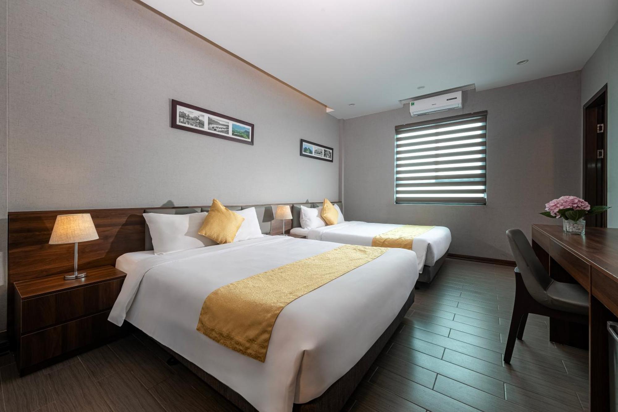 Golden Season Hotel Νιν Μπιν Εξωτερικό φωτογραφία