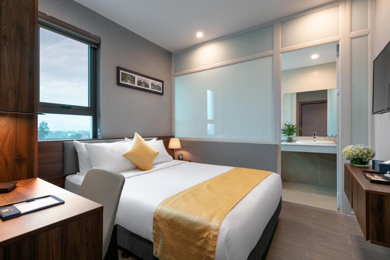 Golden Season Hotel Νιν Μπιν Εξωτερικό φωτογραφία