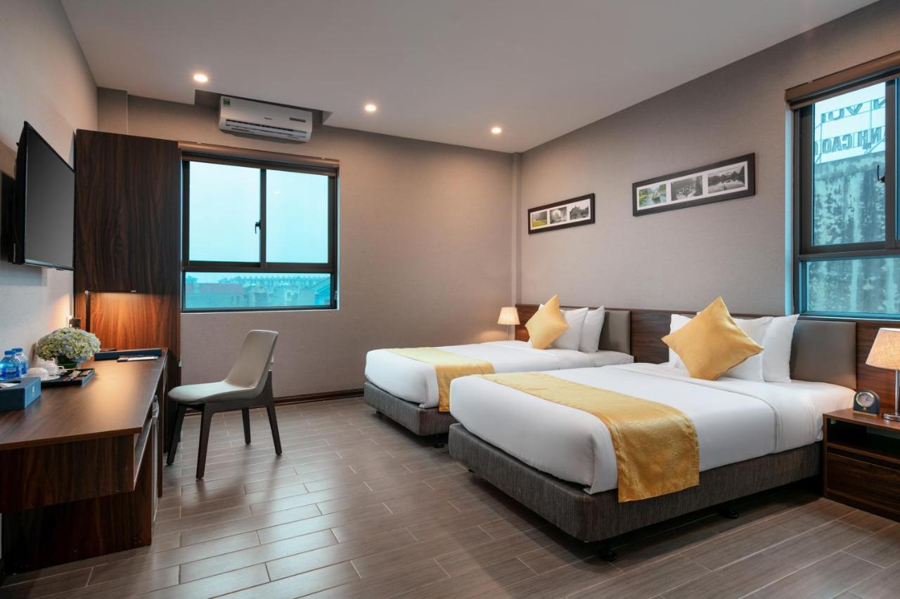 Golden Season Hotel Νιν Μπιν Εξωτερικό φωτογραφία