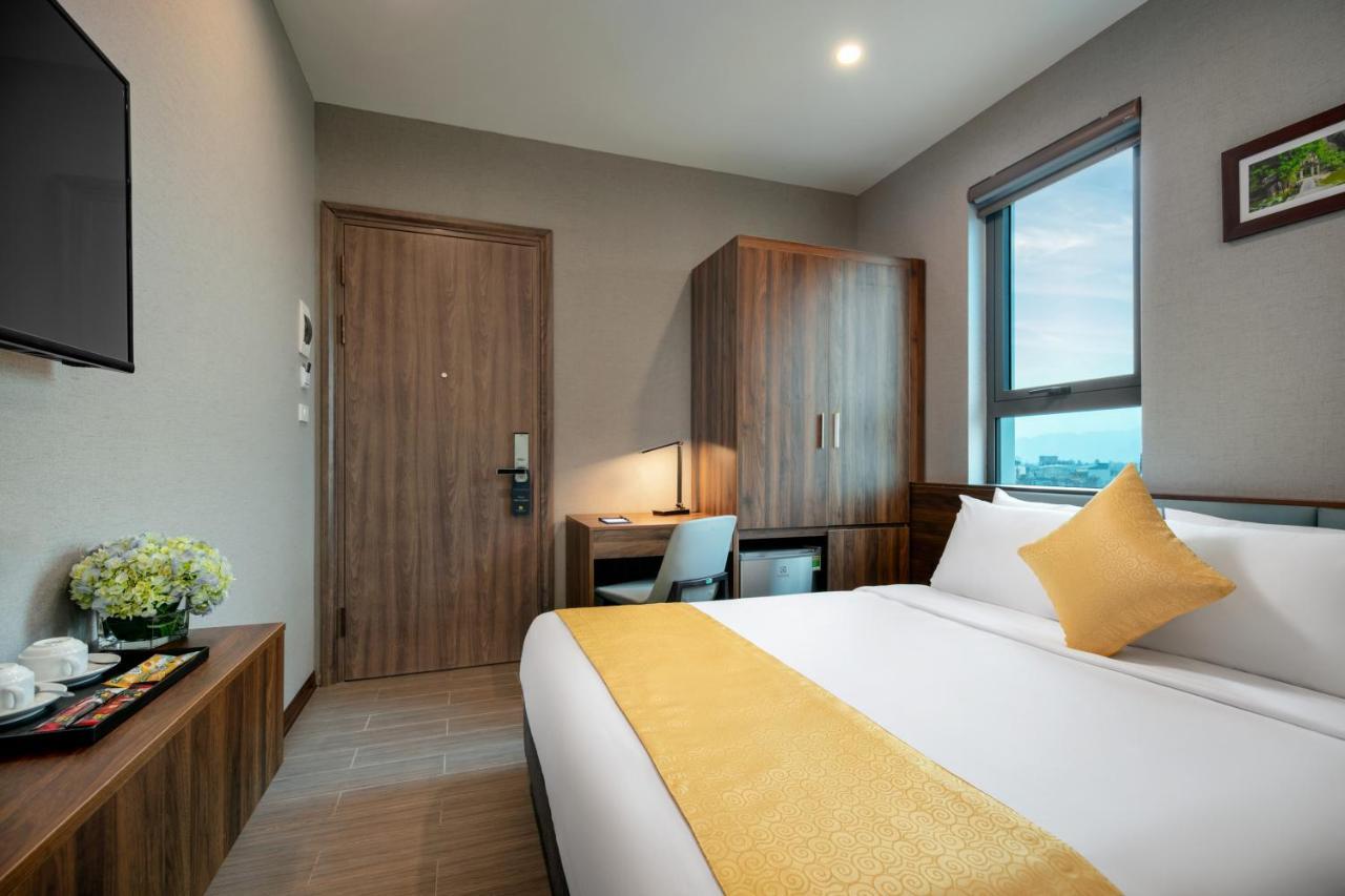 Golden Season Hotel Νιν Μπιν Εξωτερικό φωτογραφία
